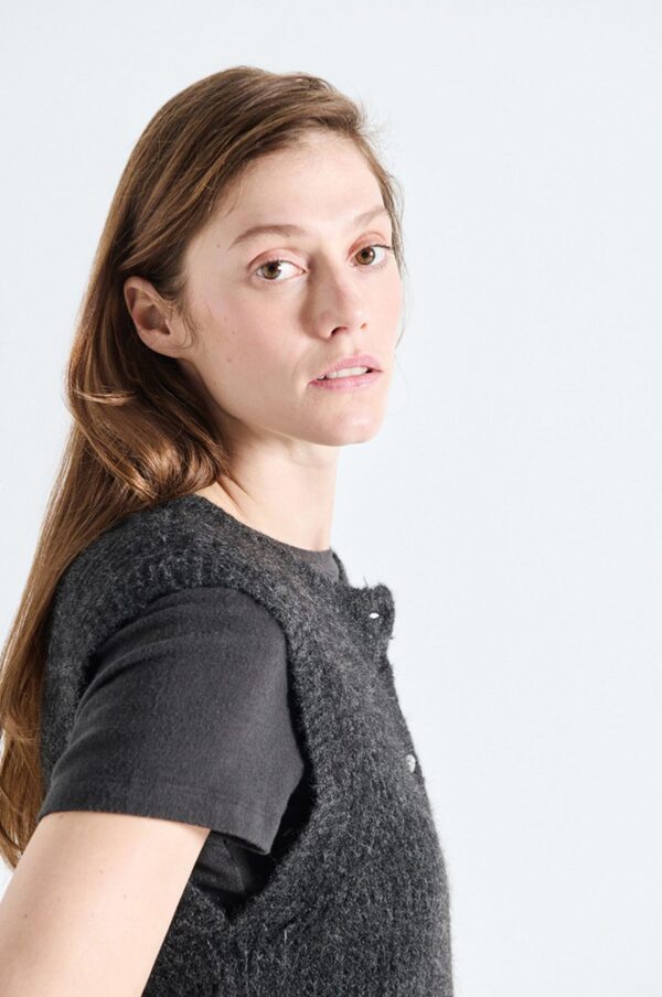 Zebrio Charcoal Melange East Knit Vest - Image 7